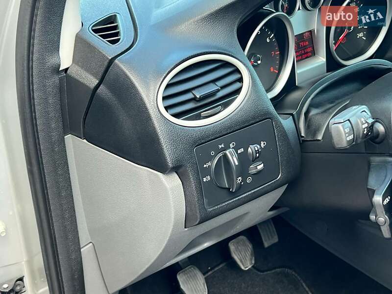 Універсал Ford Focus 2009 в Миргороді