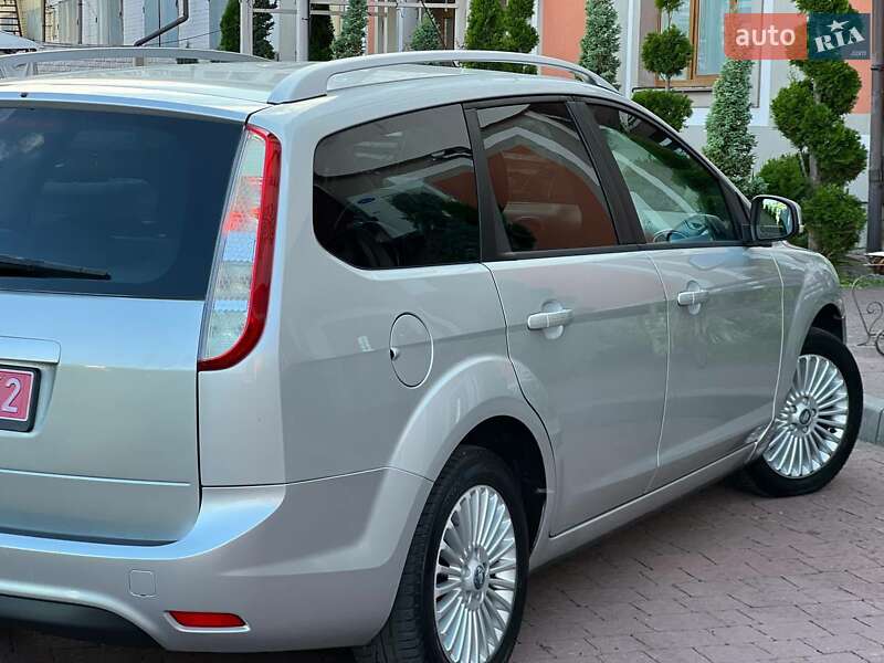 Універсал Ford Focus 2009 в Миргороді