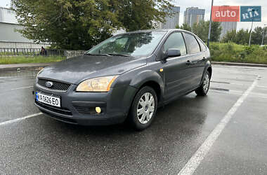 Хэтчбек Ford Focus 2007 в 