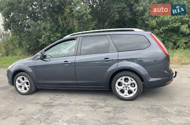 Универсал Ford Focus 2010 в 