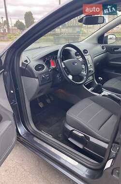 Универсал Ford Focus 2010 в 