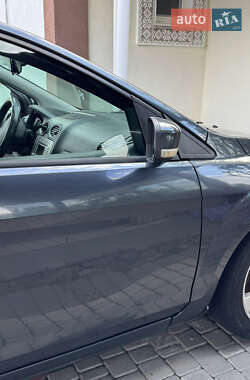 Универсал Ford Focus 2010 в 