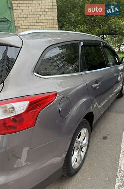 Универсал Ford Focus 2012 в 