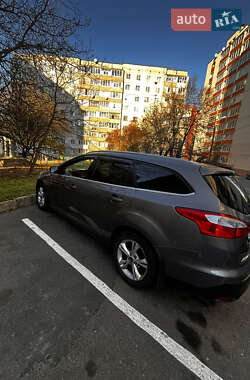 Универсал Ford Focus 2012 в 