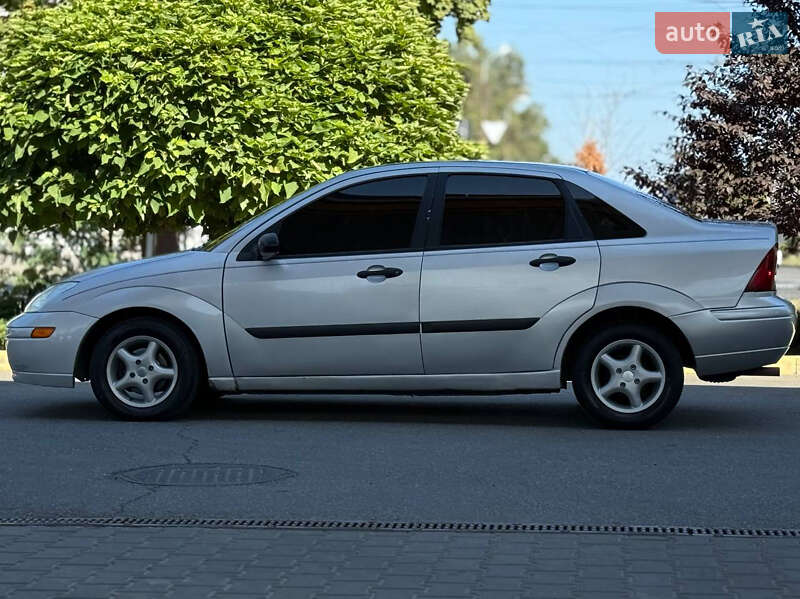 Седан Ford Focus 2003 в Днепре