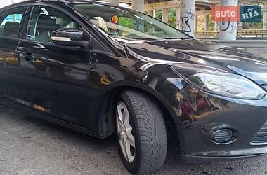Седан Ford Focus 2014 в 