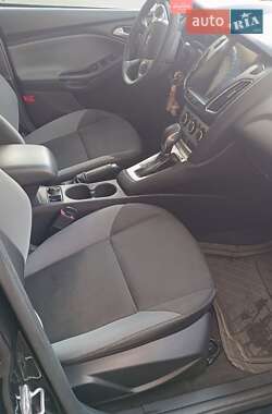 Седан Ford Focus 2014 в 