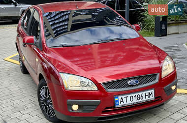 Хэтчбек Ford Focus 2006 в 