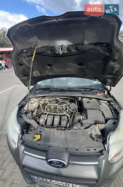 Седан Ford Focus 2013 в 
