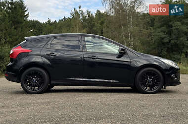 Хэтчбек Ford Focus 2014 в 