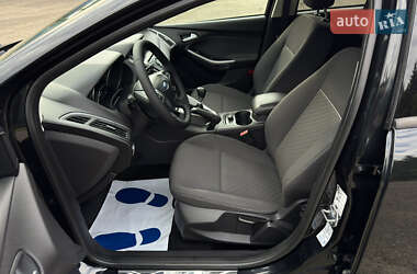 Хэтчбек Ford Focus 2014 в 