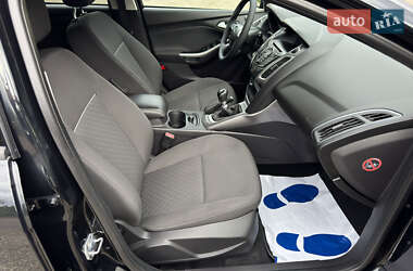 Хэтчбек Ford Focus 2014 в 
