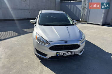Хэтчбек Ford Focus 2015 в Киеве