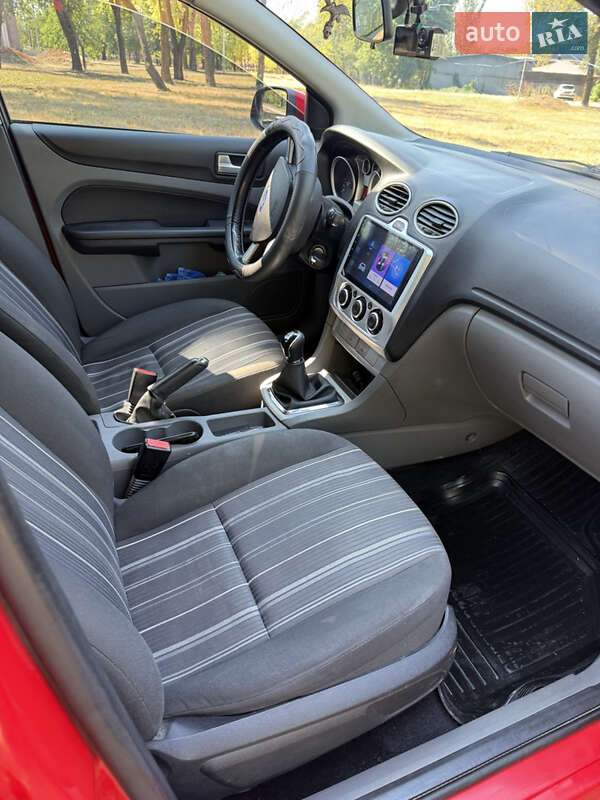 Универсал Ford Focus 2008 в Кривом Роге фото 9 Универсал Ford Focus 2008 в Кривом Роге