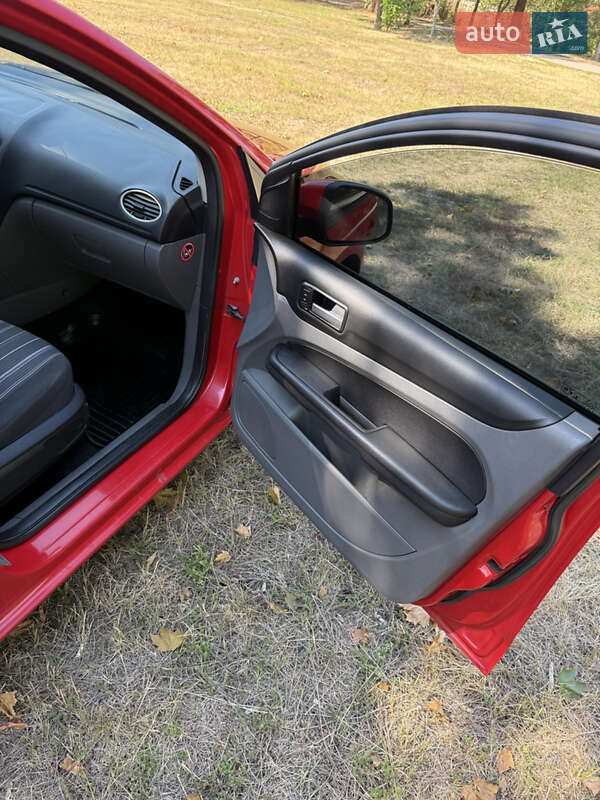 Универсал Ford Focus 2008 в Кривом Роге фото 10 Универсал Ford Focus 2008 в Кривом Роге