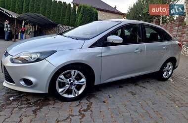 Седан Ford Focus 2013 в Волочиске