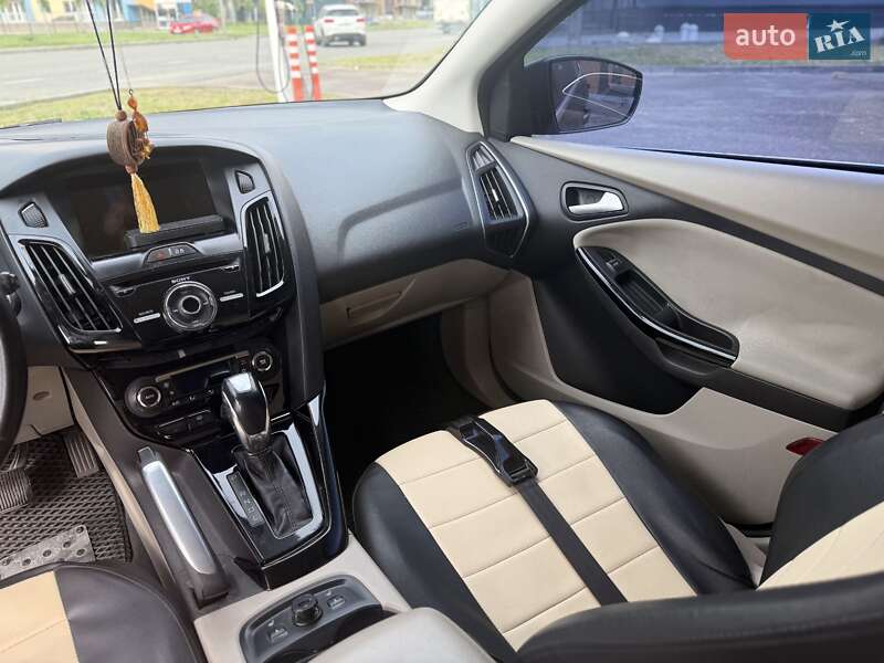 Хэтчбек Ford Focus 2013 в Киеве