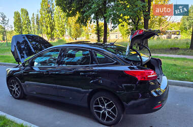 Седан Ford Focus 2017 в 