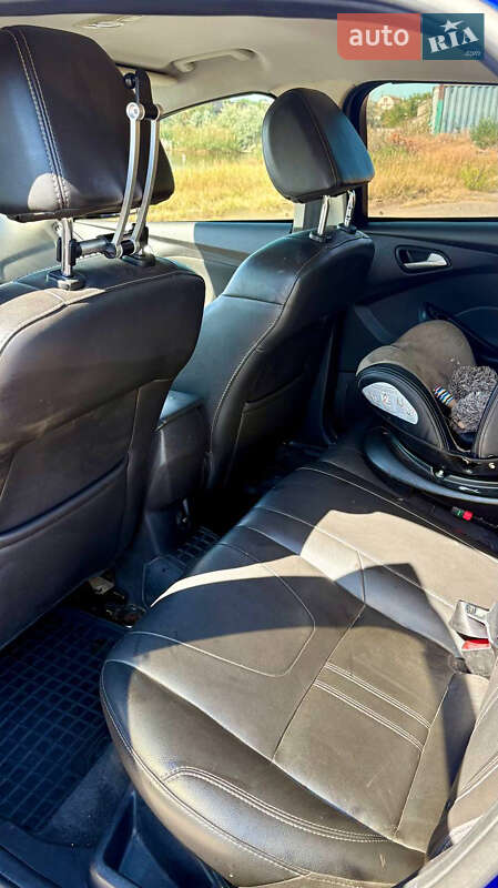 Седан Ford Focus 2012 в Николаеве фото 11 Седан Ford Focus 2012 в Николаеве