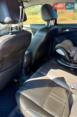 Седан Ford Focus 2012 в 