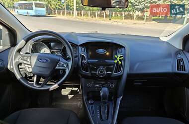 Хэтчбек Ford Focus 2017 в 
