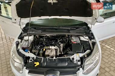 Универсал Ford Focus 2012 в 