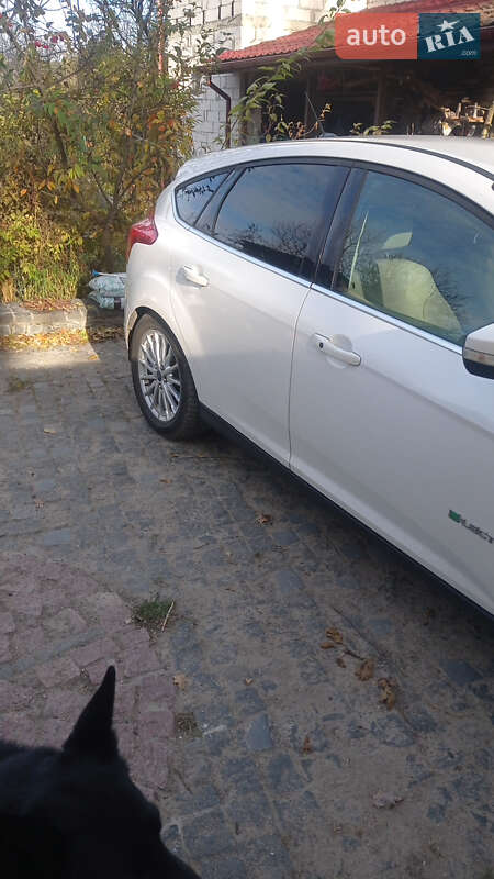 Хэтчбек Ford Focus 2012 в Житомире фото 3 Хэтчбек Ford Focus 2012 в Житомире