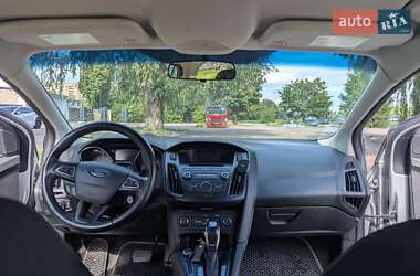 Седан Ford Focus 2014 в 