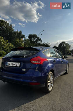 Хэтчбек Ford Focus 2015 в 