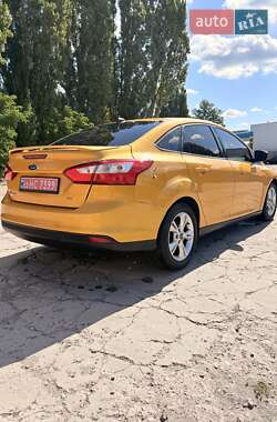 Седан Ford Focus 2012 в 
