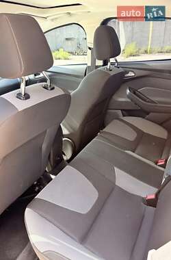 Седан Ford Focus 2012 в 