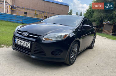 Седан Ford Focus 2014 в 