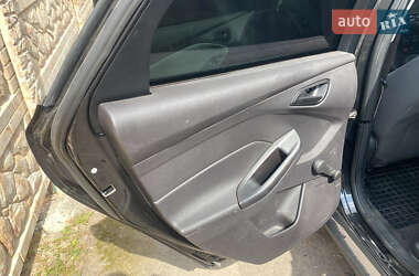 Седан Ford Focus 2014 в 