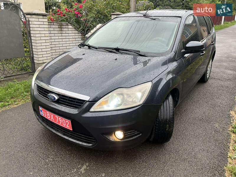 Универсал Ford Focus 2010 в 