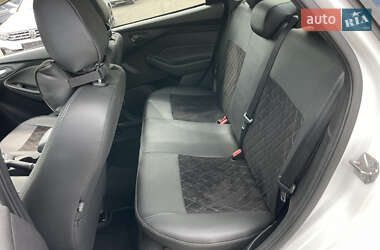 Седан Ford Focus 2012 в 