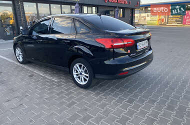 Седан Ford Focus 2016 в 