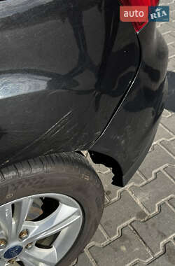 Хэтчбек Ford Focus 2014 в 