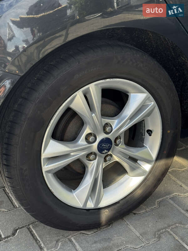 Хэтчбек Ford Focus 2014 в Львове фото 49 Хэтчбек Ford Focus 2014 в Львове