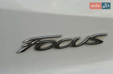 Универсал Ford Focus 2014 в 