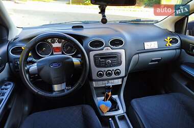 Универсал Ford Focus 2010 в 