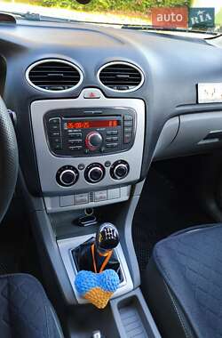Универсал Ford Focus 2010 в 