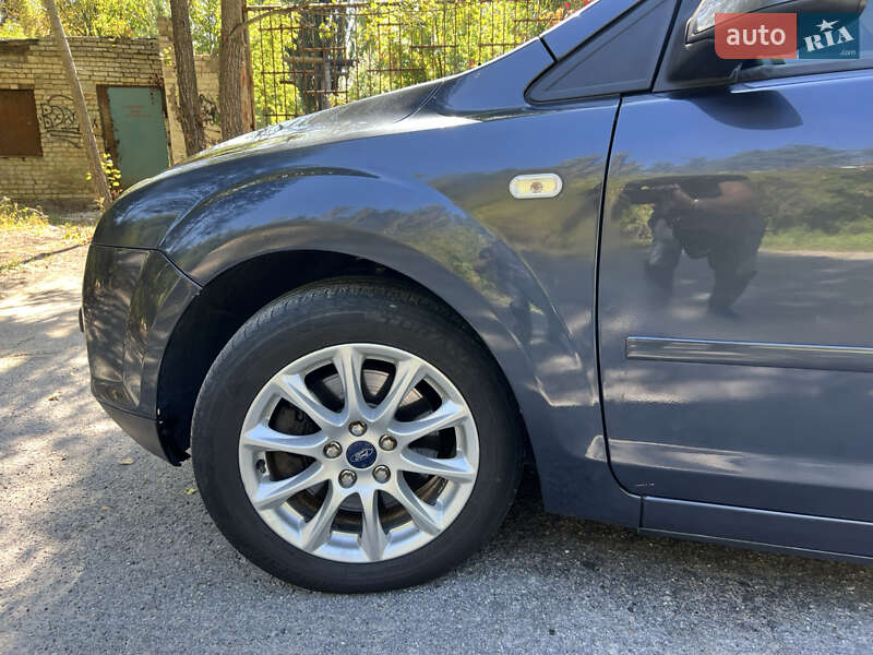 Седан Ford Focus 2006 в Броварах