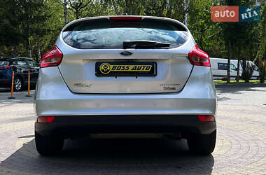 Хэтчбек Ford Focus 2015 в 