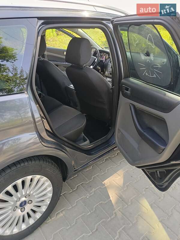 Універсал Ford Focus 2008 в Ратному
