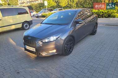 Седан Ford Focus 2016 в 
