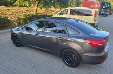 Седан Ford Focus 2016 в 