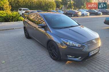 Седан Ford Focus 2016 в 