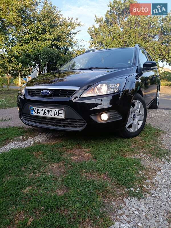 Універсал Ford Focus 2010 в Черкасах