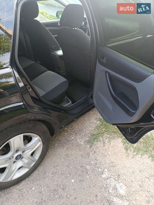 Універсал Ford Focus 2010 в Черкасах