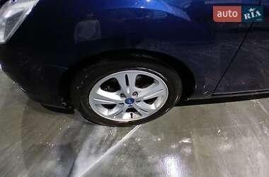 Универсал Ford Focus 2010 в 